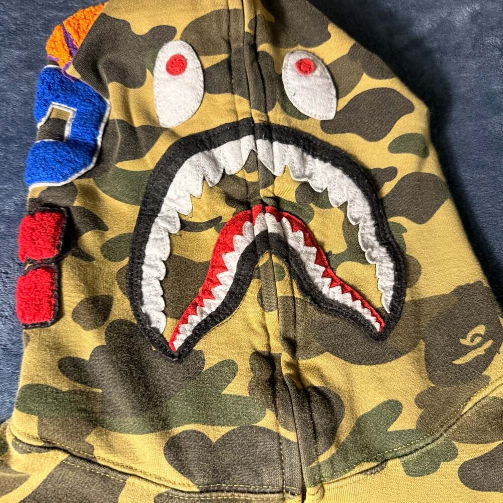 BAPE A Bathing Ape 1st Camo Shark Full Zip Hoodie Green Men’s Large WGM